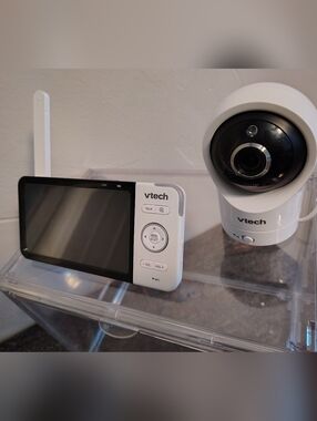 VTECH Camera 5" Smart Wi-Fi 1080p Pan & Tilt Baby Monitor RM5764